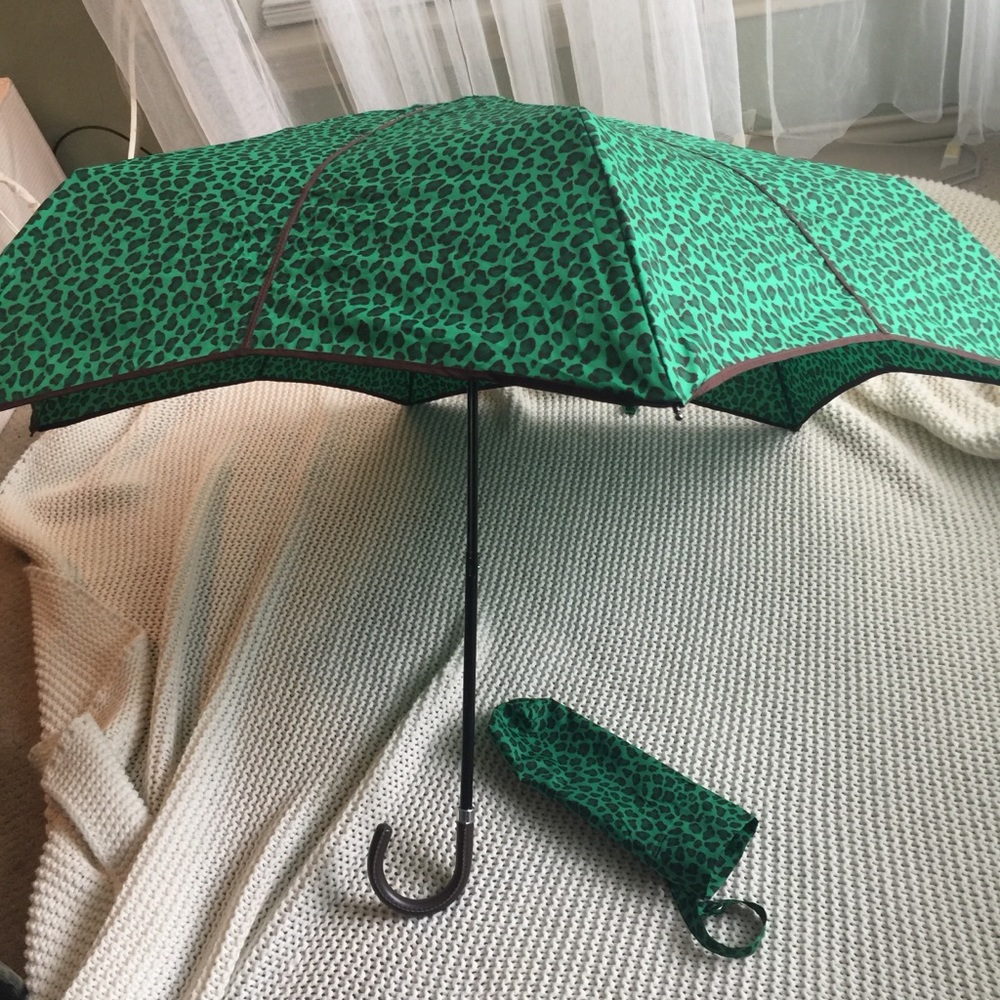 ECHO travel ☂️ umbrella ,sunbrella ,GREEN
